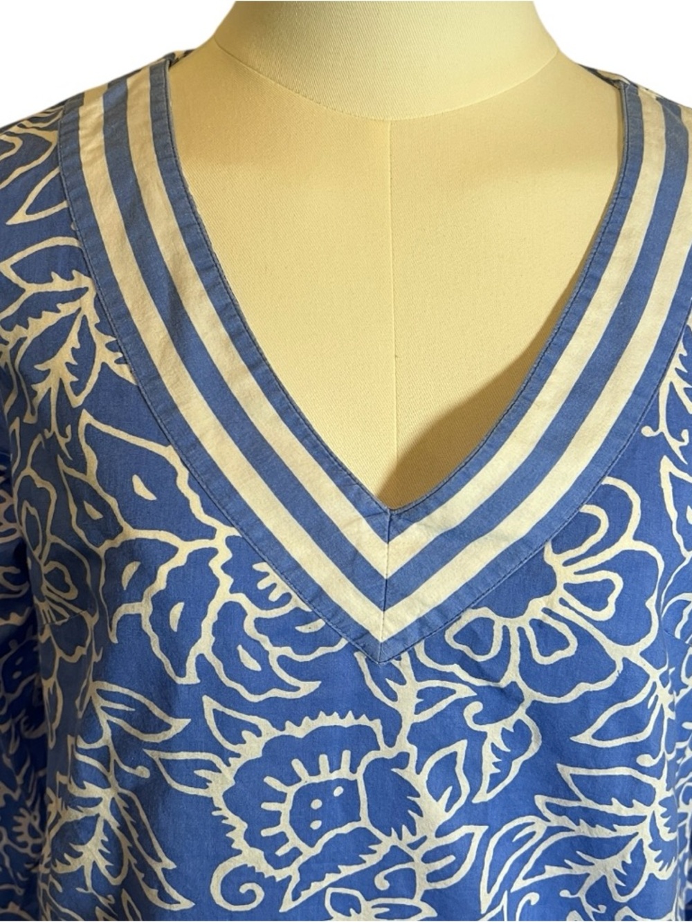 Gretchen Scott Designs Tunic in Cornflower Blue Size Small - Picture 4 of 5
